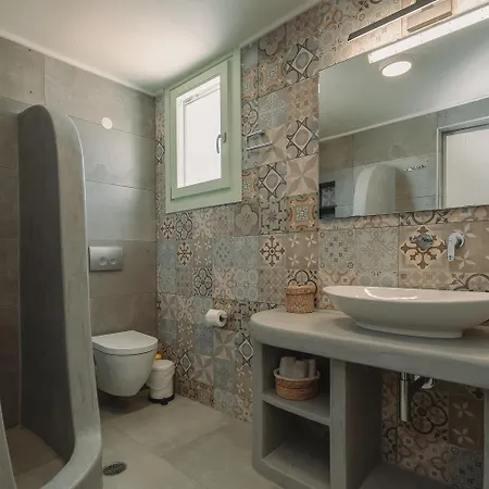 Xrisopigi Moonlight House Sifnos * Hriszopijí